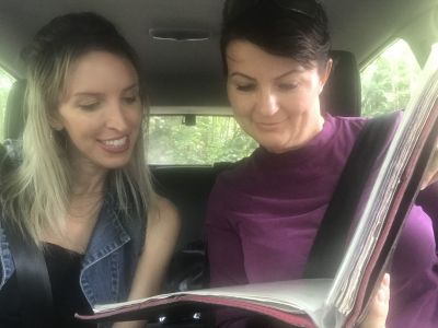 learning to drive with a patient female driving instructor